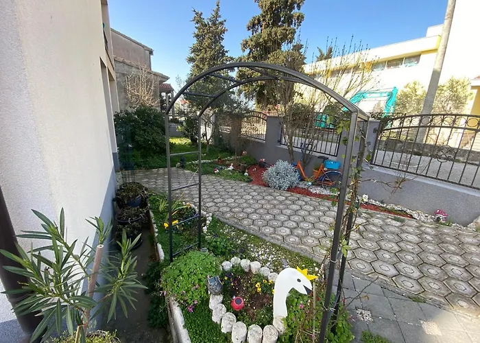 Kristo Appartamento Zara