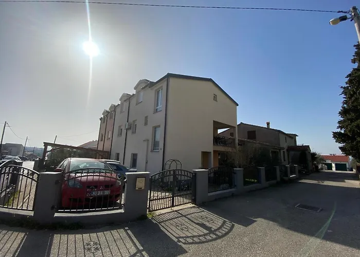 Kristo Appartamento Zara