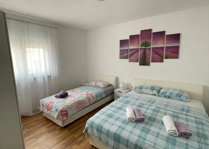 Kristo Appartamento Zara